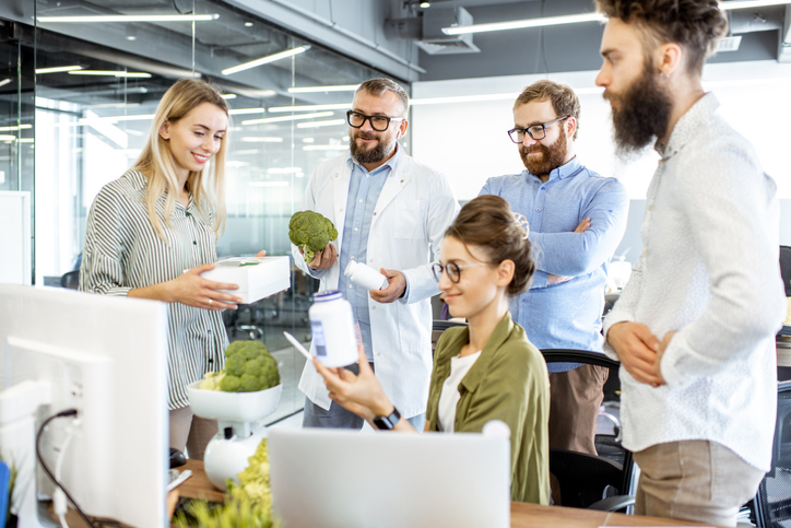 Nutritionist in a corporate office setting