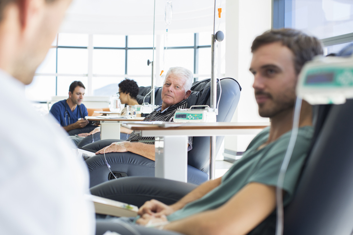 Nutritionist speaking to someone receiving chemo